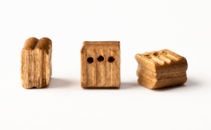 Amati Walnut Triple Blocks 5mm B4083,05 - 20 pcs for Detailed Ship Modeling