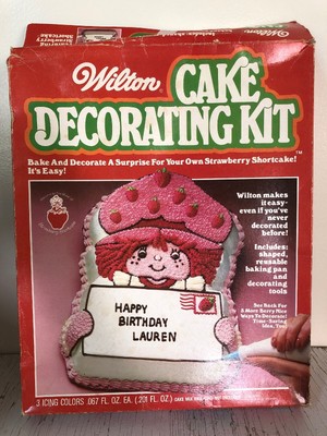 Vintage Wilton Strawberry Shortcake Cake Decorating Kit Pan Ebay