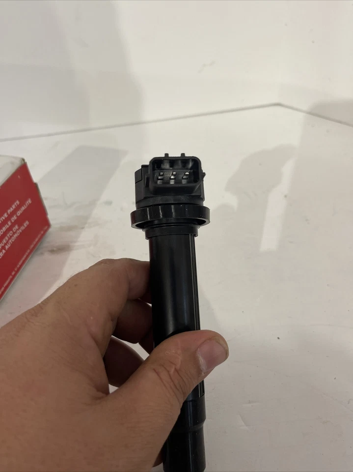 Bobina de encendido nueva para Nissan Sentra 2000-20001 1,8 L L4 - UF326 Foto 4 de 4