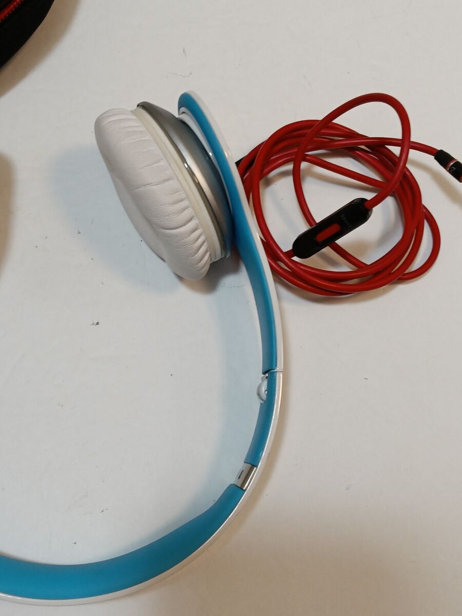 Beats by Dre Solo HD Futura x Edition Artist Series used Beats by Dre Solo HD Futura x Edition Artist Series used