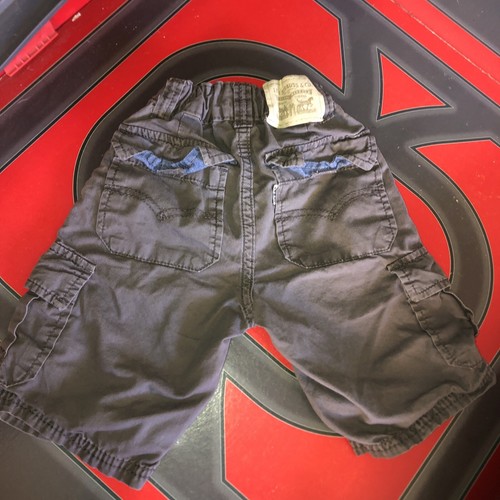 Boys Size 4 Levi Cargo Shorts - Picture 2 of 3