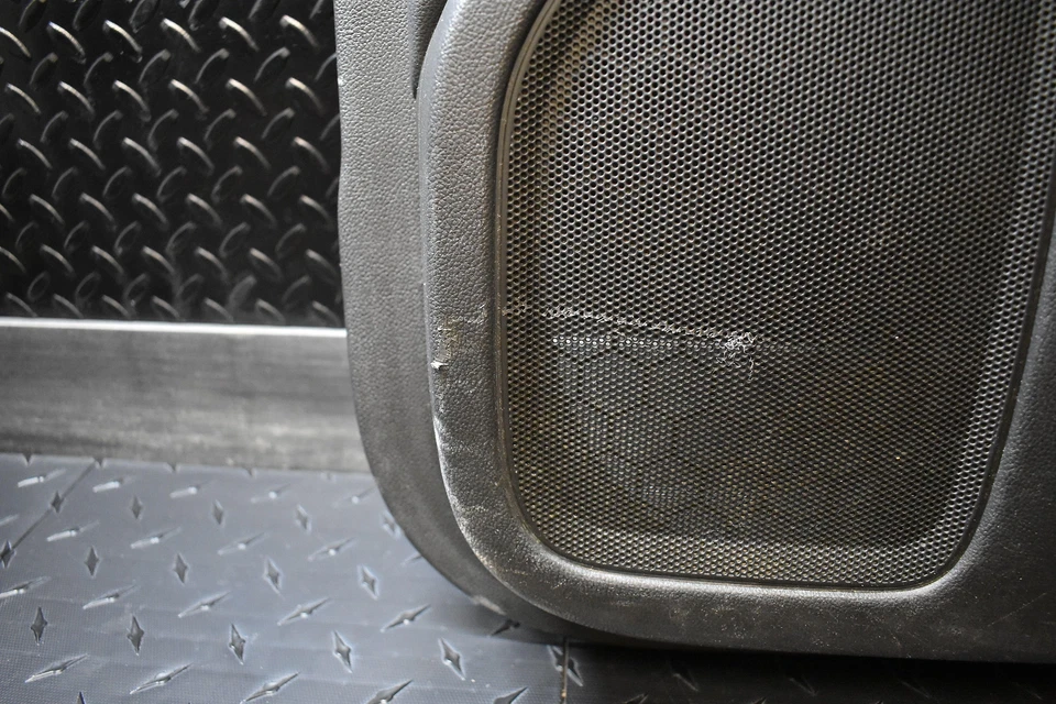 2014 - 2015 GMC Sierra 1500 Passenger RH Right Black-4AA Front Door Trim Panel Foto 4 de 4