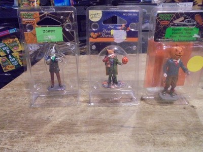 Lemax Spooky Town Figurine - Zombie headless horseman pumpkin head lot of 3