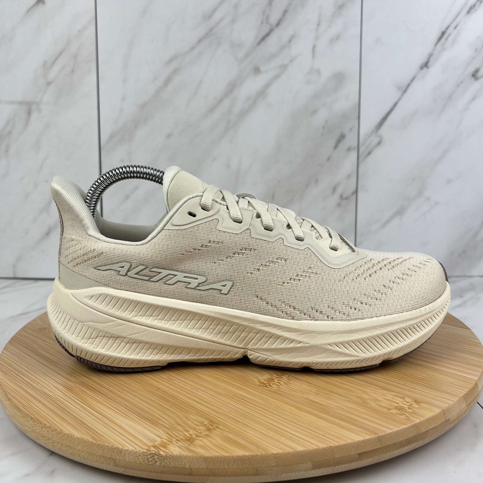 Altra Experience Flow 2 Womens Size 8.5 Sand Athletic Running Sneakers Shoes