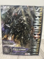 THREEZERO DLX MEGATRON Transformers: Revenge ...