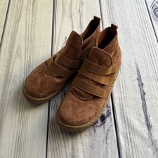 Ariat Women's Moccasin Style Slip On Loafers in Brown Rainbow Stitch Size 42