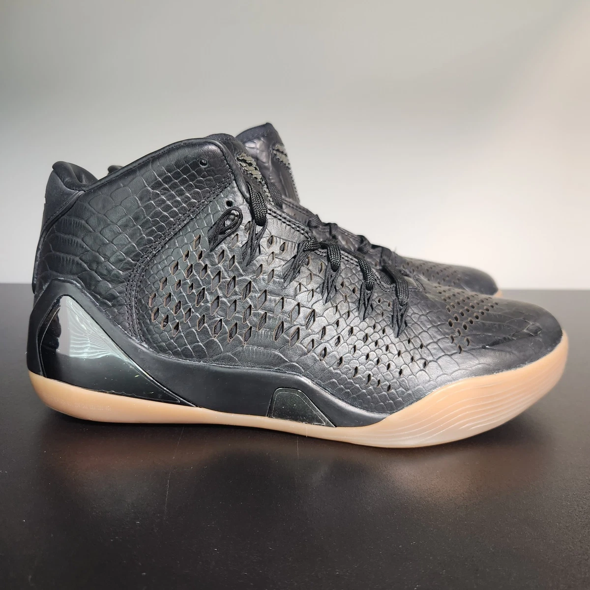 Nike Kobe 9 EXT QS Mid Snakeskin for Sale | Authenticity