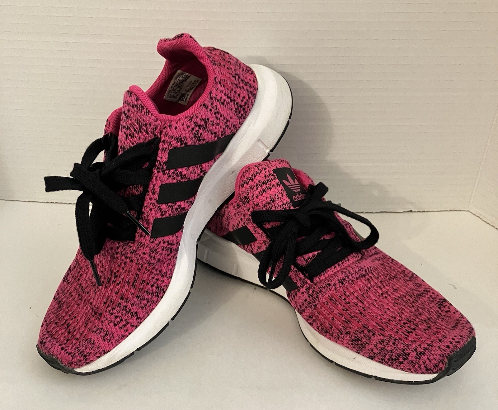 SAOLA Scarpe Adidas Swift Run rosa caldo nere taglia 6