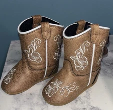 Lil’ Boot Barn Baby Cowgirl Boots size 2.0