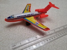 American Airlines in Jumbo Toy Plane Tin And Plastic