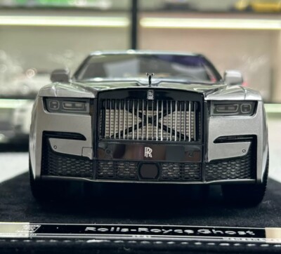 Rolls-Royce Ghost (Metallic Gray/ Black) [Henson&Heaven] 1/18