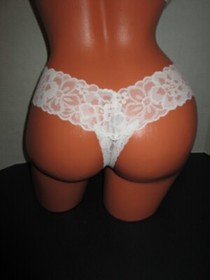 $68 VICTORIA'S SECRET BOMBSHELL PLUNGE BRA ~ SEXY LACE THONG SET ~ 36B/M ~ NWT