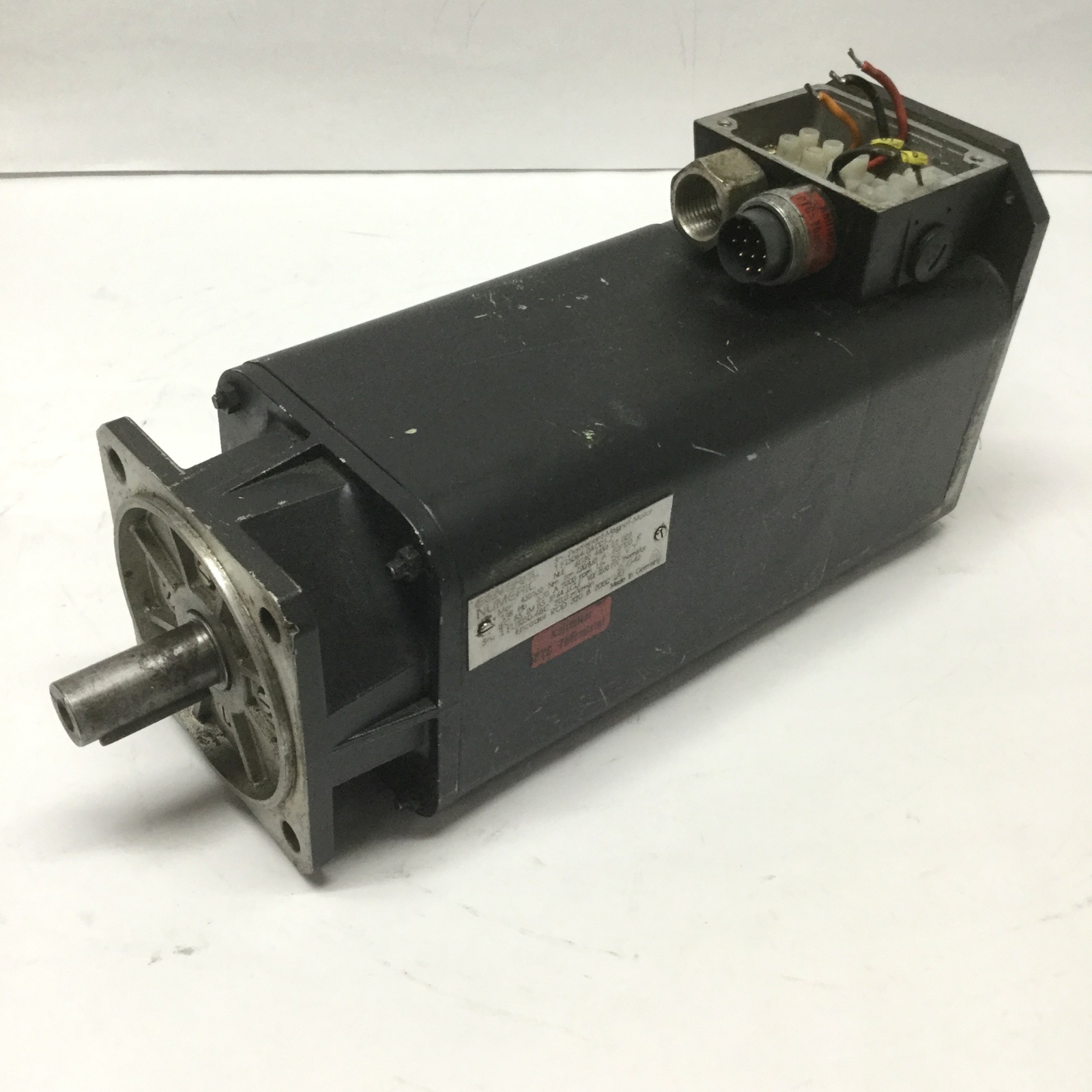 General Numeric 1FT5064-0AC01-Z SIMODRIVE 3PH Permanent Magnet AC Servo Motor