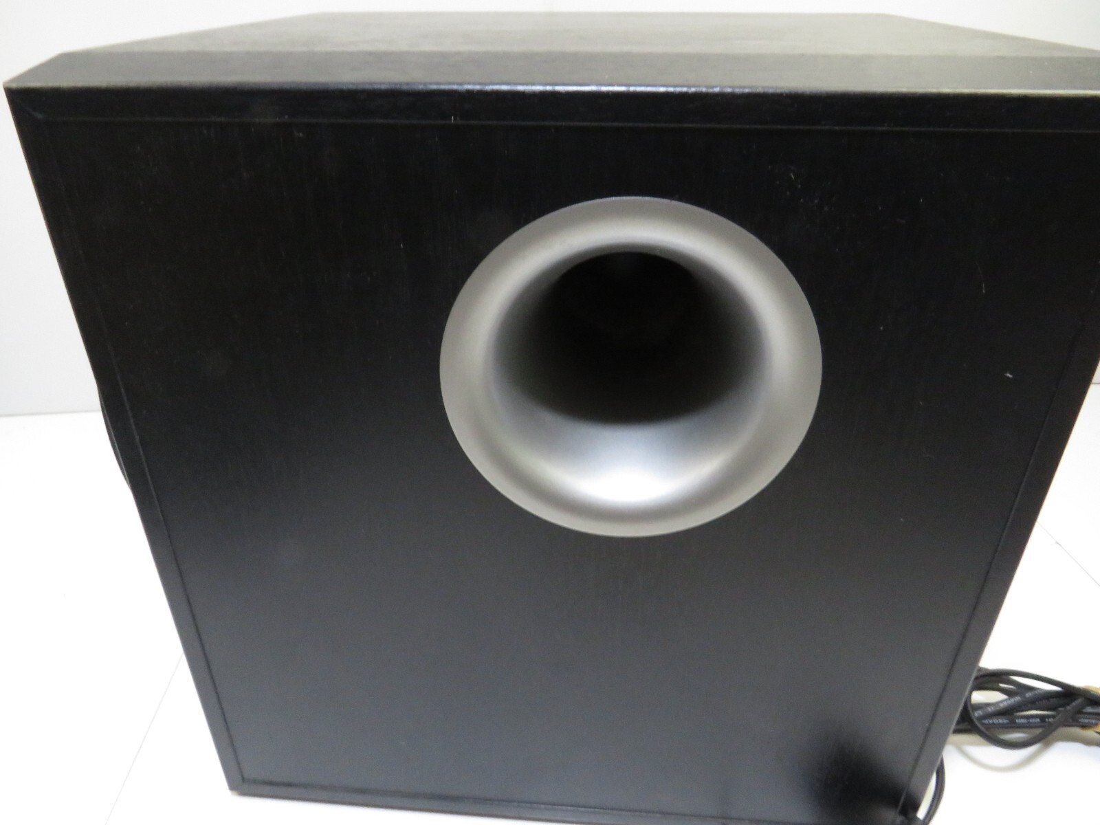 YAMAHA YSTSW216 45W active SUBWOOFER eBay