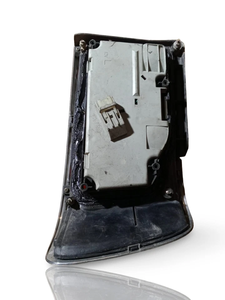 Tail Lamp Rear Light Lh Fits Toyota Corolla AE90 AE92 AE95 EE90 Sedan 1987-1991 - Image 4 of 4