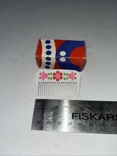 Vintage 1973 Avon Girl's Barrette Shaped Like a Comb Mod Flowers 2" Long