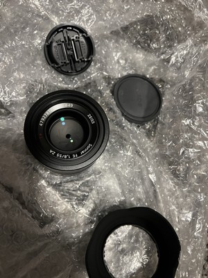 Sony Sonnar 55mm f/1,8 (SEL55F18Z)