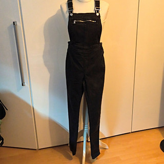 H&M Damen Denim Latzhose Overall schwarz Gr. 38 Regular Fit gerades Bein