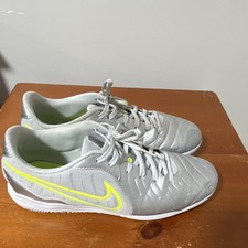 Nike Men s Low Top Lace-Up Sneakers Gray/Neon...