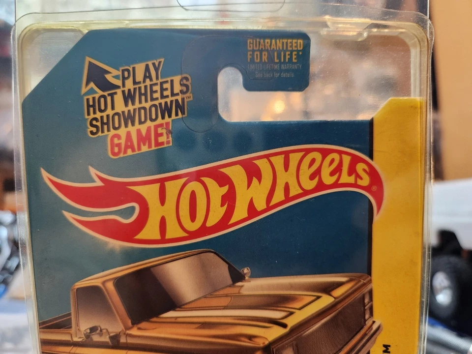 Hotwheels 83 Silverado STH VHTF Super Treasure Hunt 2014 Holy Grail Piece C10 - Image 4 of 4