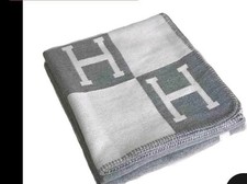 Brand New Grey H Soft Throw Faux Fleece Cashmere Plaid Warm Blanket