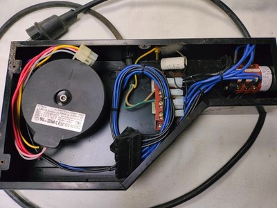 Leistungselektronik einer La Cimbali M2 Barsystem