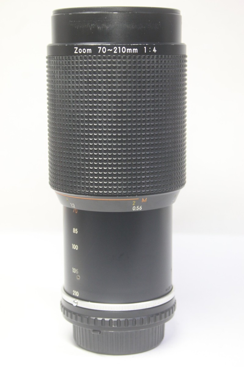 Appareil Photo Nikon FE10 Argentique (35mm) + Objectif Zoom - Vendu Pour Pièces