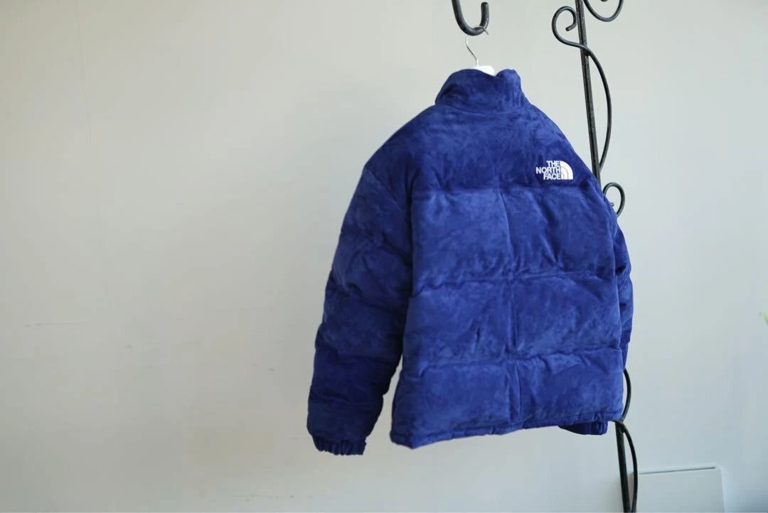 Doudoune nupsi daim bleu 23AW supreme face nord taille M occasion