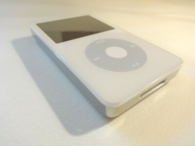 APPLE iPOD CLASSIC 5.5. GEN. WHITE 80GBWOLFSON CHIPNEW