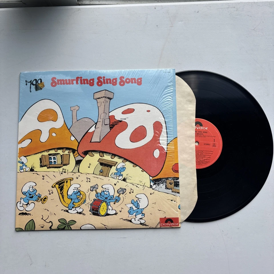 8 Vintage Children's Vinyl Albums Disney Sesame Street Smurfs 33rpm - Image 2 of 4