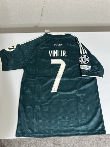 adidas Real Madrid Vini Jr. #7 Away  Large Slim Fit