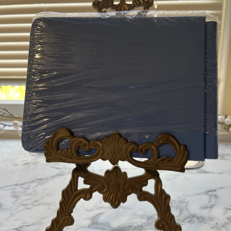 Álbum de celebración Creative Memories 5x7 azul con páginas blancas ¡globos y extras!! Foto 3 de 4