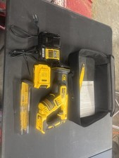 DeWALT DCS367 L 1 20V MAX Compact Reciprocating Saw Kit 5AH Battery+ Charger Bag