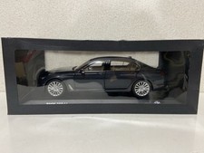1/18 BMW 750 Li Gray Collectables 17+