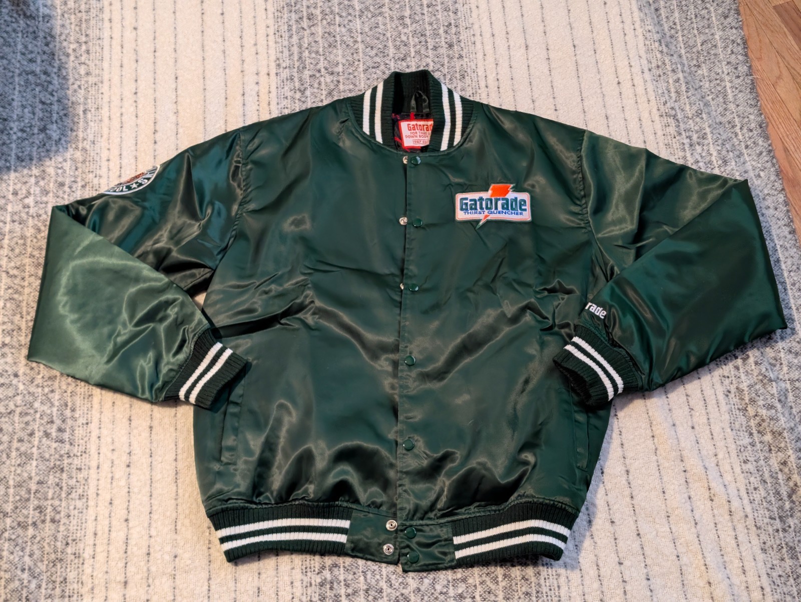 Stranger Things Gatorade Jacket Lemon Lime Glass Bottle, Bea