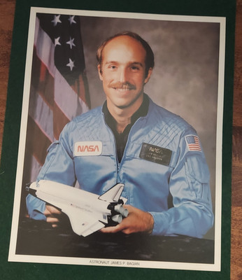 NASA Shuttle Astronauts 8x10 Photographs Lot of 16  Litho Color Portraits