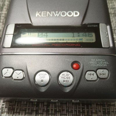 KENWOOD ポータブルMDレコーダー DMC-E7R KENWOOD ポータブルMDプレイヤー／レコーダー DMC-E7R - メルカリ