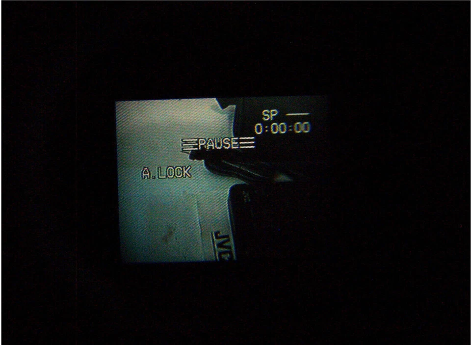 Vintage 1994 JVC VIDEOMOVIE GR-AX808 BUNDLE FOR PARTS! - Image 3 of 4