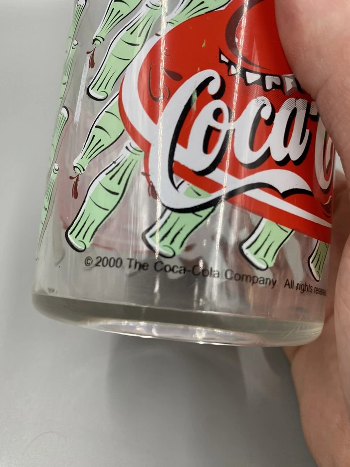 Vintage 2000 - Coca-Cola Plastic Drinking Cups Tumblers Bottles Design READ - Image 2 of 4