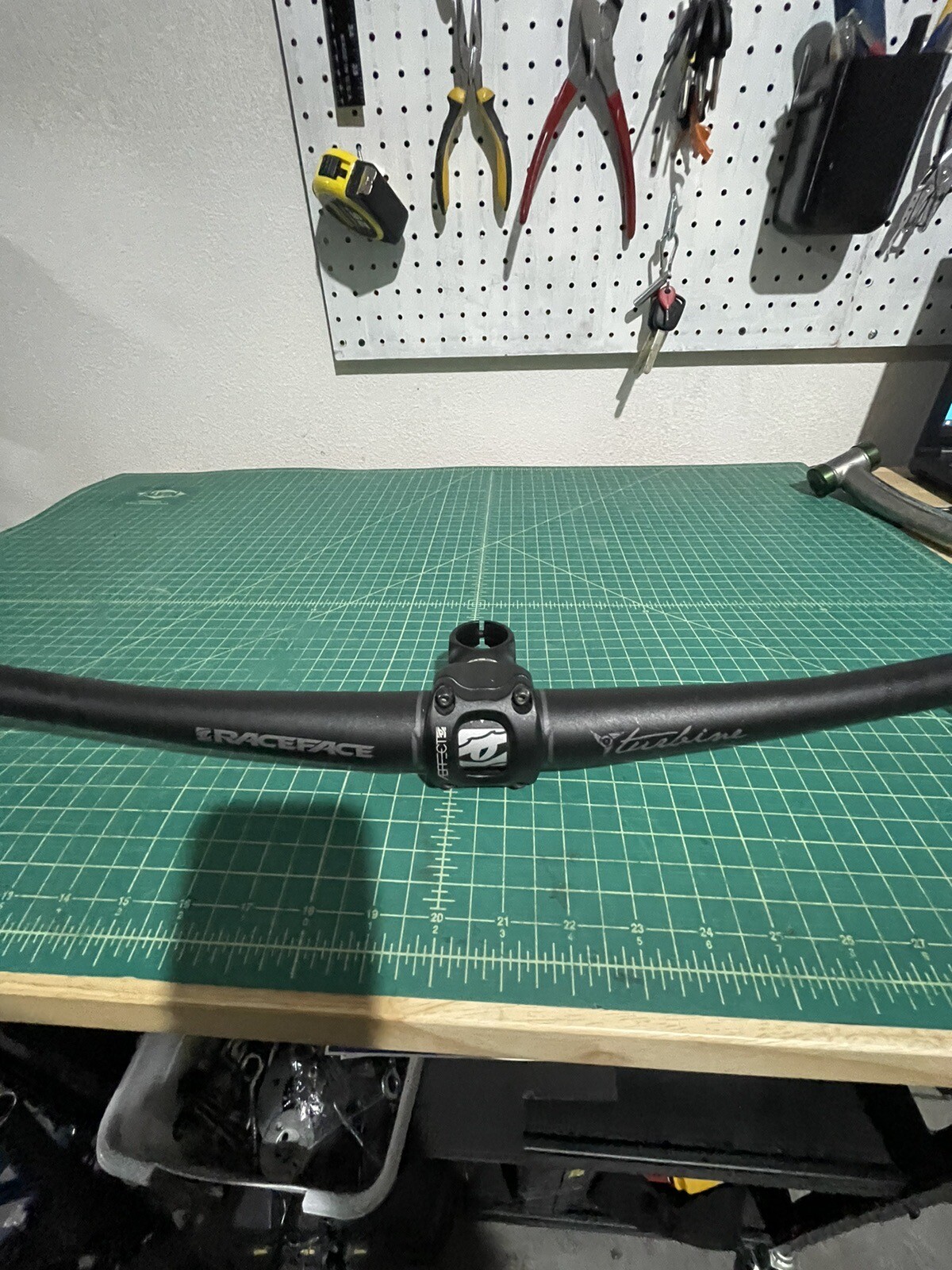 Picture 2 of 7
