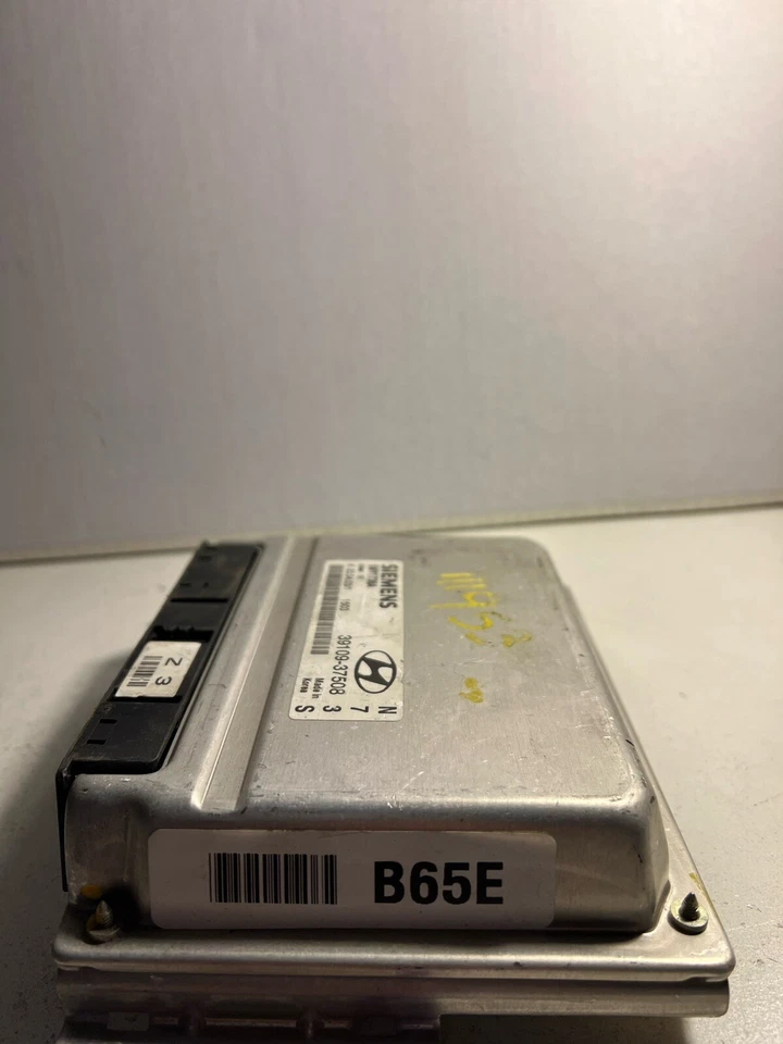 2003 SANTA FE 2.7L ECM 电子控制模块 #39109-37508 D-72 — 第 2/3 张图片