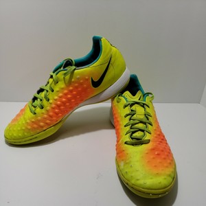 nike magista size 9.5