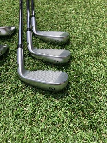 Ping I530 Iron Set / 6-PW + UW / Reg Flex / Black Dot / LH / Excellent Condition - Picture 10 of 11