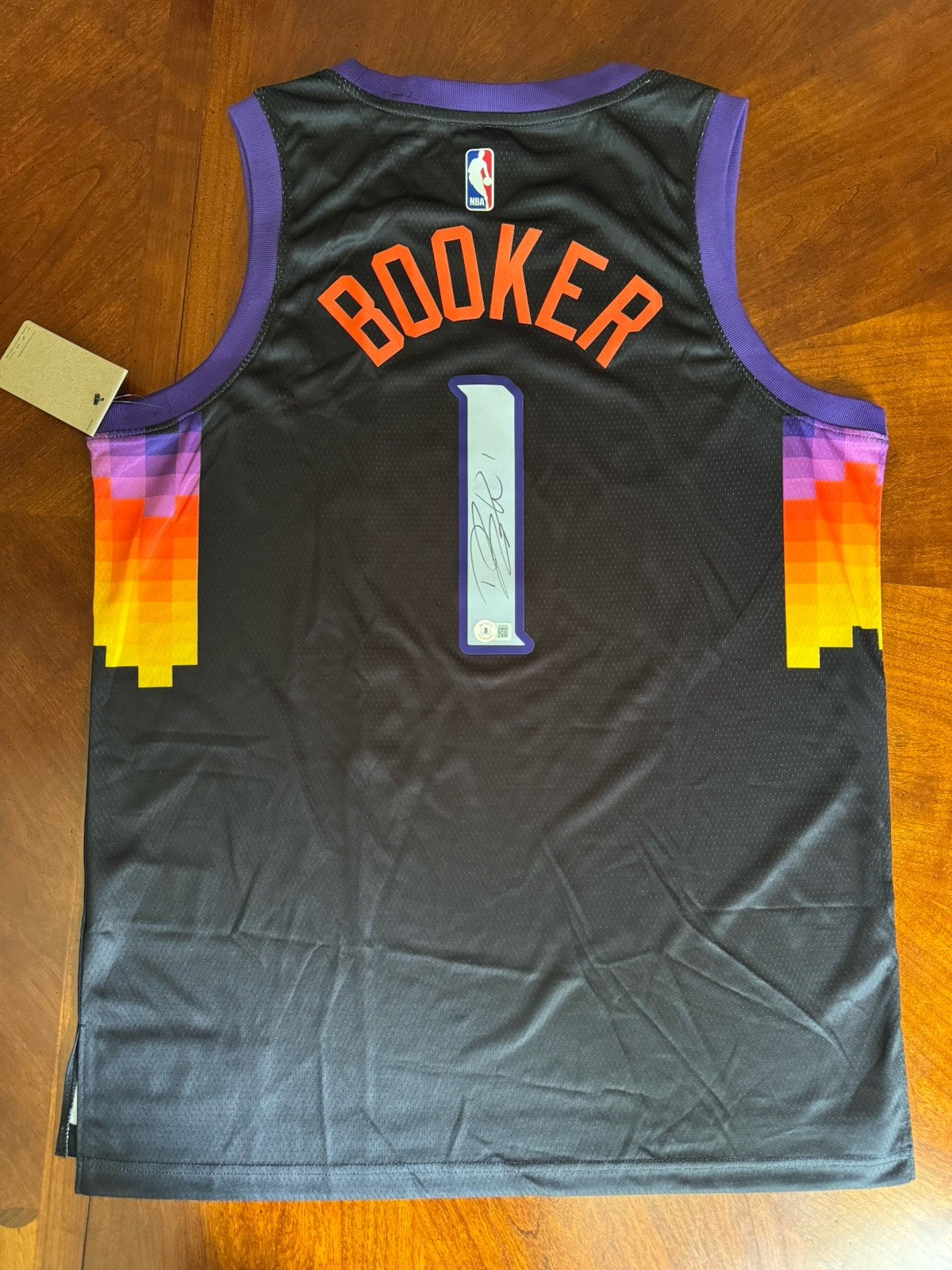 Picture 4 of 5