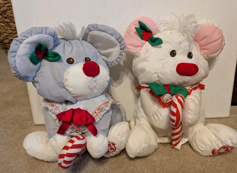 2 Vintage 1987 Puffalumps Christmas Mouse Fisher Price 11” Plush Stuffed Toy