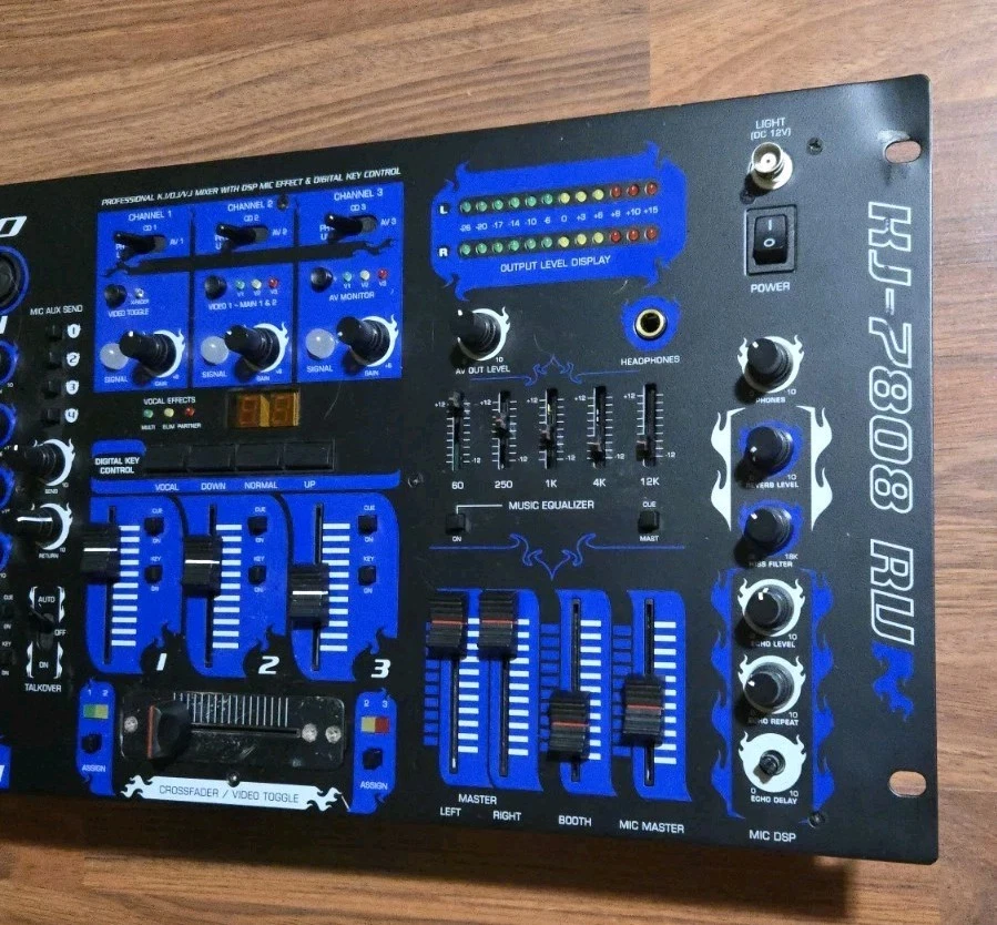 VocoPro KJ-7808 RV Professional KJ/DJ/VJ Mixer f DSP Mic Effect, Digital Key +++ - Image 3 of 4