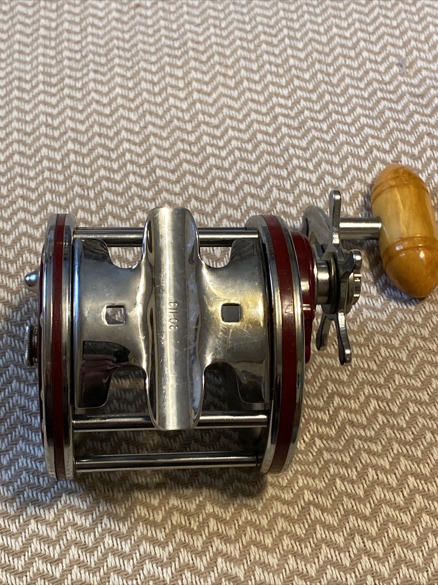 Vintage Penn Reels SPECIAL SENATOR 113H 4/0 Conventional Vintage Penn Reels SPECIAL SENATOR 113H 4/0 Conventional