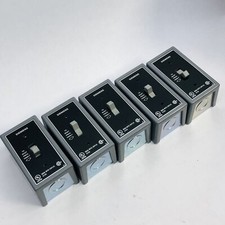 LOT OF 5 SIEMENS SMFFG2 2 POLE TOGGLE 277VAC, 230VDC, 1HP, .75HP MANUAL STARTER