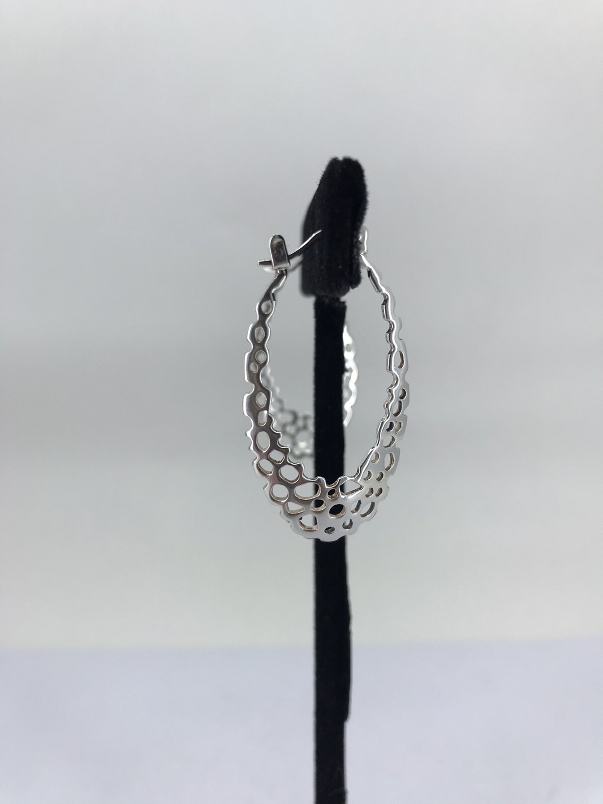 Sterling Silver Bubble Pattern Hoop Earrings 3.5 … - image 3