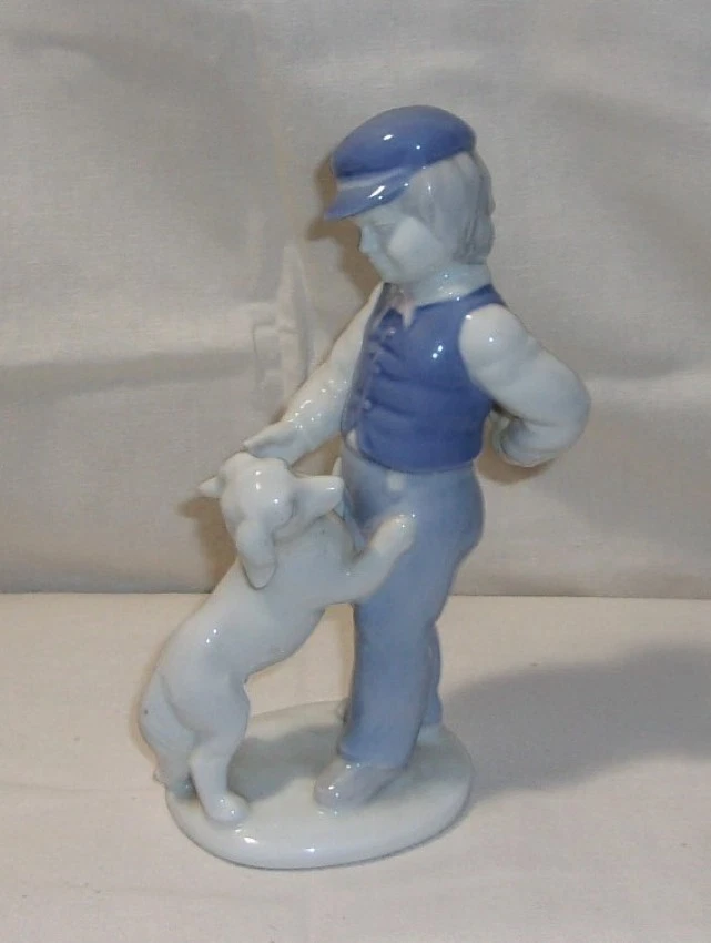 Germany Bavaria Porcelain Figurine In Antique Ceramic & Porcelain